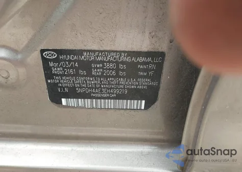 2014 Hyundai Elantra Se z USA, uszkodzony, nr VIN 5NPDH4AE3EH499219